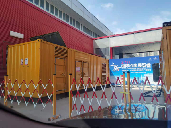 临高发电车出租-发电机无电压或电压太低怎么办？