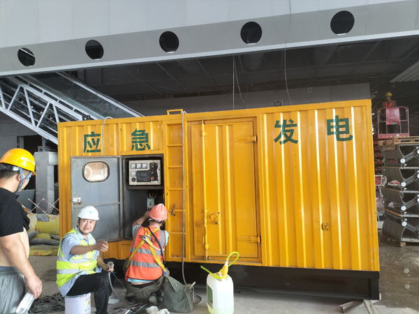 临高怎样判断空气滤清器是否需要更换？