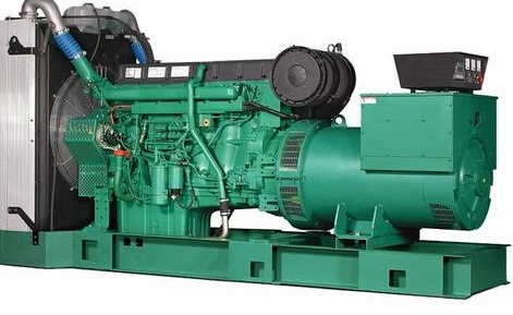 临高发电机除垢后需要用清水冲洗水冷式机油散热器几次？